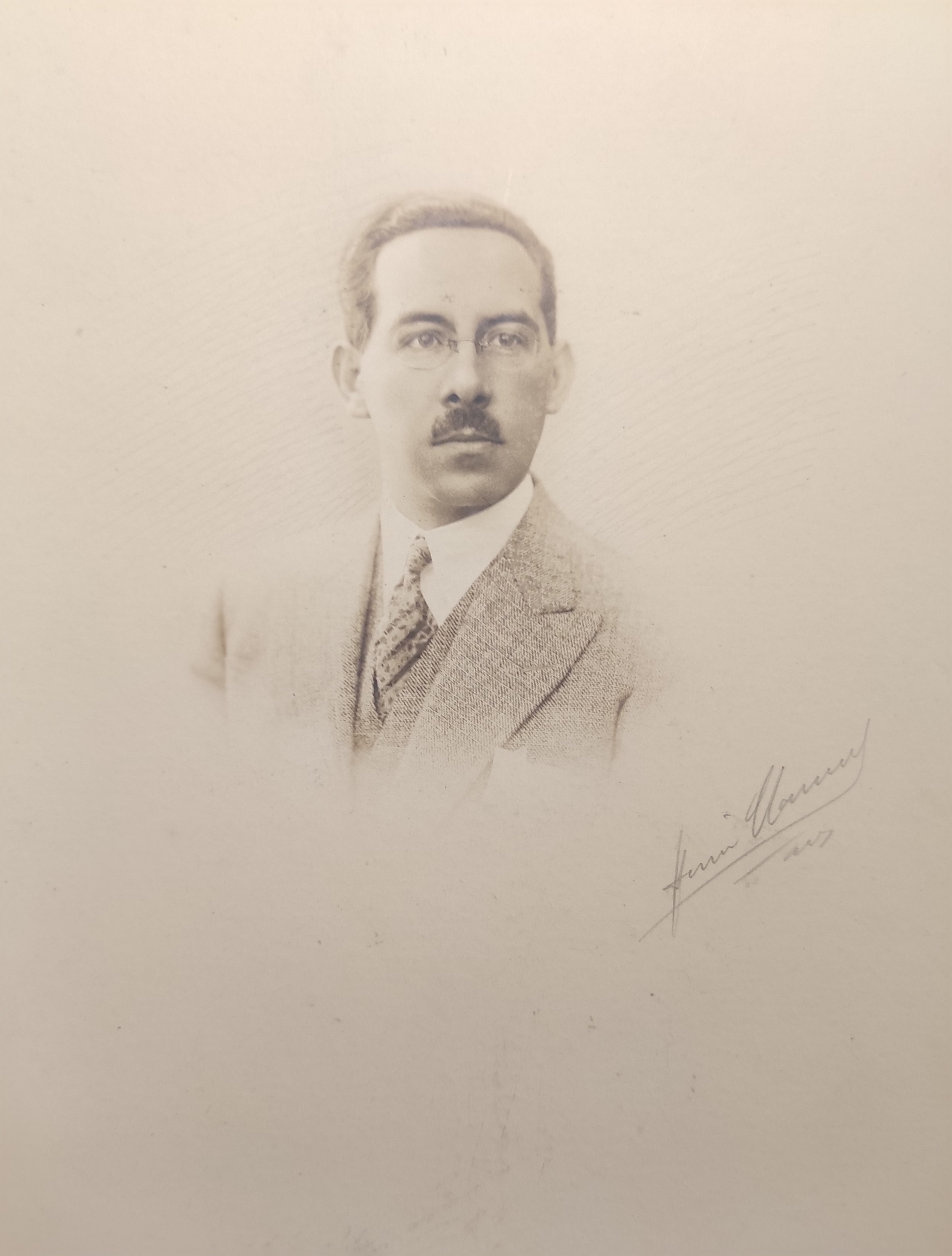 Le fiancé : Claude Saint-Léger